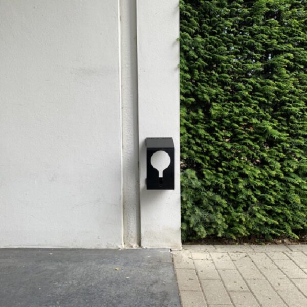 Wallclip